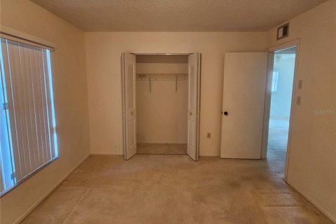 Condo in South Pasadena, Florida, 2 bedrooms № 2142032 - photo 28