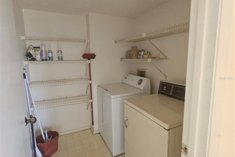 Condo in South Pasadena, Florida, 2 bedrooms № 2142032 - photo 30