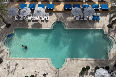 Condominio en venta en Bal Harbour, Florida, 3 dormitorios, 252.79 m2 № 2055568 - foto 13