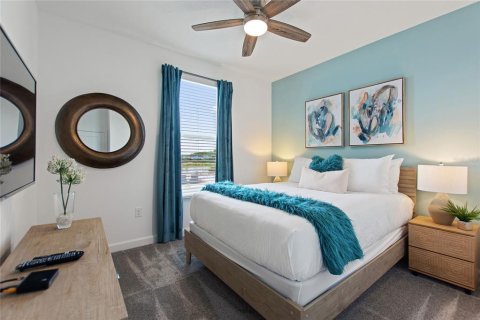 Casa en venta en Kissimmee, Florida, 6 dormitorios, 310.57 m2 № 2232627 - foto 27