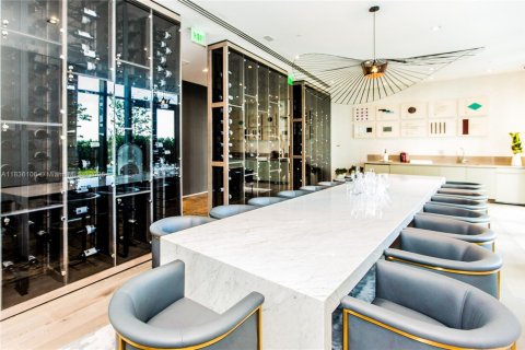 Купить кондоминиум в Майами, Флорида 2 спальни, 106.93м2, № 1935280 - фото 12