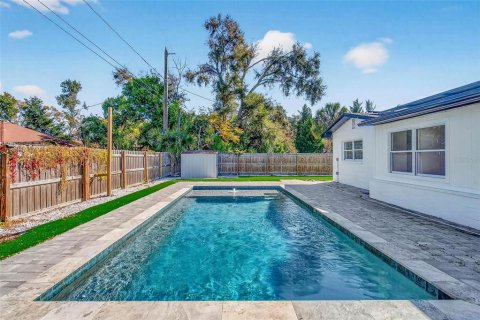 Casa en venta en Saint Petersburg, Florida, 4 dormitorios, 238.2 m2 № 2093515 - foto 2