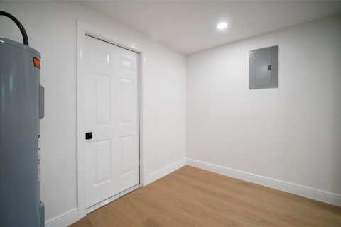 House in Tampa, Florida 3 bedrooms, 122.26 sq.m. № 1759868 - photo 15