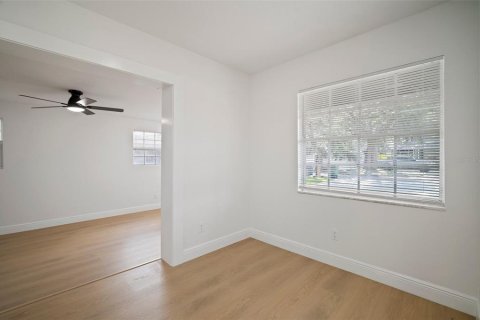 House in Tampa, Florida 3 bedrooms, 122.26 sq.m. № 1759868 - photo 21