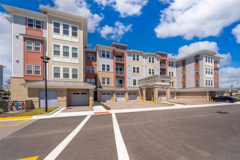 Condominio en Orlando, Florida, 2 dormitorios № 2207131