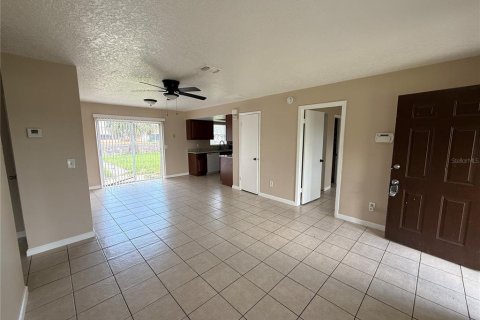 Casa en alquiler en Kissimmee, Florida, 3 dormitorios, 101.26 m2 № 2231827 - foto 7
