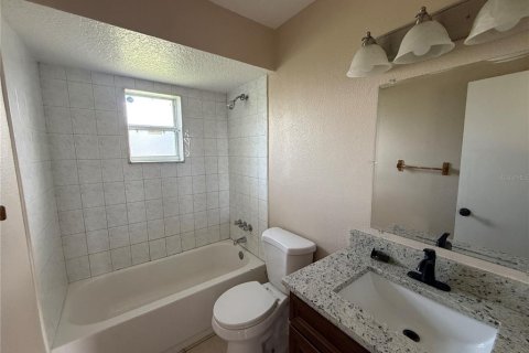Casa en alquiler en Kissimmee, Florida, 3 dormitorios, 101.26 m2 № 2231827 - foto 23