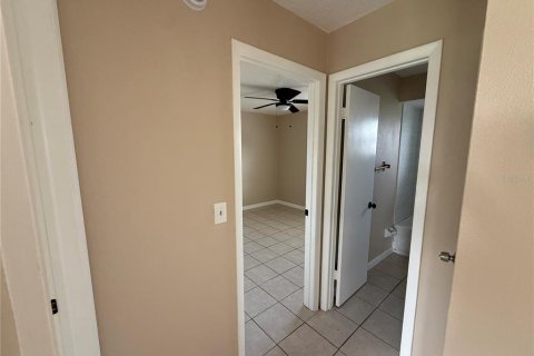 Casa en alquiler en Kissimmee, Florida, 3 dormitorios, 101.26 m2 № 2231827 - foto 18