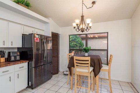 House in Hudson, Florida 3 bedrooms, 168.34 sq.m. № 2110043 - photo 30