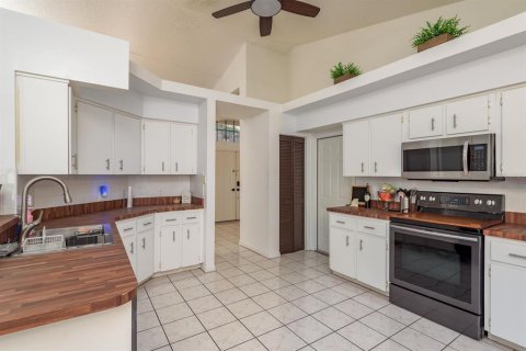 House in Hudson, Florida 3 bedrooms, 168.34 sq.m. № 2110043 - photo 26