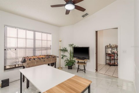 House in Hudson, Florida 3 bedrooms, 168.34 sq.m. № 2110043 - photo 23