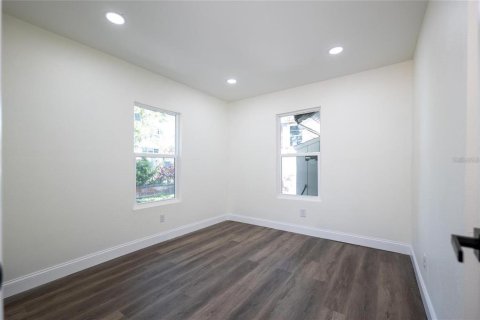 Apartamento en alquiler en Saint Petersburg, Florida, 2 dormitorios, 67.82 m2 № 1913644 - foto 12