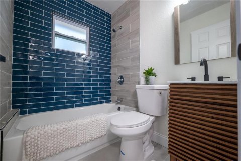 Apartamento en alquiler en Saint Petersburg, Florida, 2 dormitorios, 67.82 m2 № 1913644 - foto 13