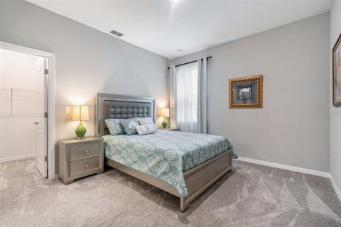 House in Wesley Chapel, Florida 4 bedrooms, 215.53 sq.m. № 1556524 - photo 20