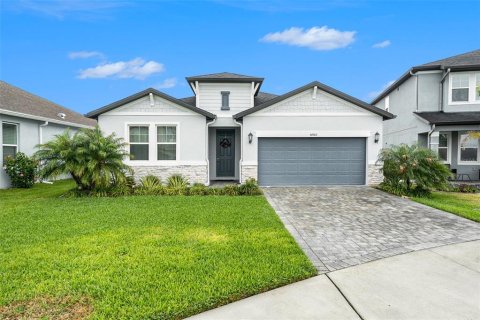 House in Wesley Chapel, Florida 4 bedrooms, 215.53 sq.m. № 1556524 - photo 3