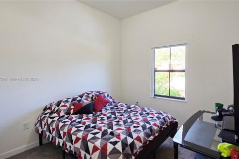 Купить виллу или дом в Хомстед, Флорида 4 спальни, 152.17м2, № 2049681 - фото 17