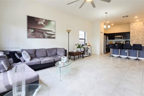 Купить виллу или дом в Хомстед, Флорида 4 спальни, 152.17м2, № 2049681 - фото 29