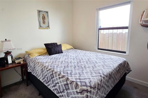 Купить виллу или дом в Хомстед, Флорида 4 спальни, 152.17м2, № 2049681 - фото 18