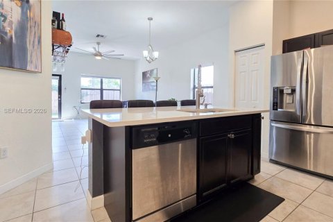 Купить виллу или дом в Хомстед, Флорида 4 спальни, 152.17м2, № 2049681 - фото 21