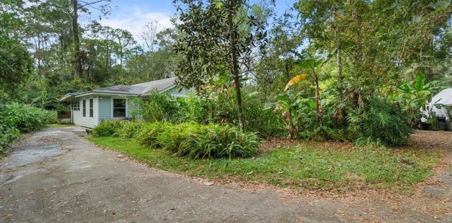 Villa ou maison à Thonotosassa, Floride 3 chambres, 191.75 m2 № 1754438