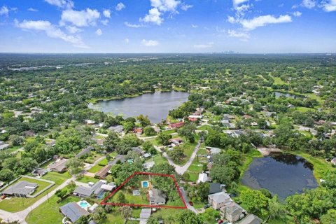 House in Tampa, Florida 3 bedrooms, 142.23 sq.m. № 2258507 - photo 18