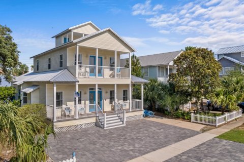 Villa ou maison à vendre à Destin, Floride: 5 chambres, 280.01 m2 № 561930 - photo 1