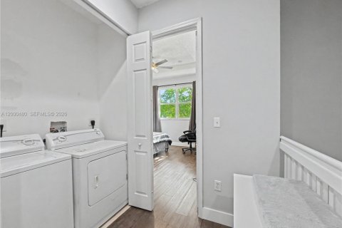Townhouse in Homestead, Florida 3 bedrooms, 132.66 sq.m. № 2171676 - photo 22