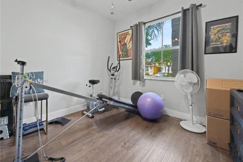 Townhouse in Homestead, Florida 3 bedrooms, 132.66 sq.m. № 2171676 - photo 6