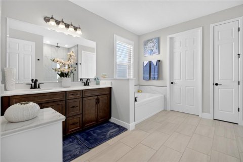 House in ARDMORE RESERVE in Clermont, Florida 4 bedrooms, 271.83 sq.m. № 2285346 - photo 29