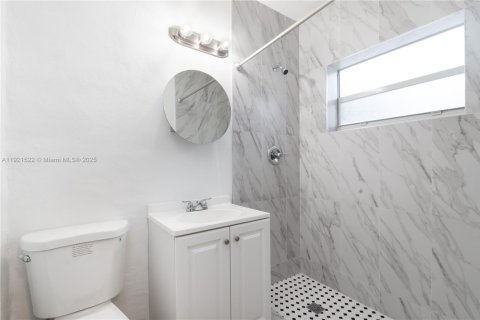 Appartement à louer à Miami, Floride: 33.44 m2 № 1975796 - photo 3