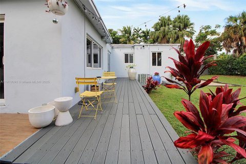 Casa en venta en El Portal, Florida, 3 dormitorios, 136.19 m2 № 1967028 - foto 29