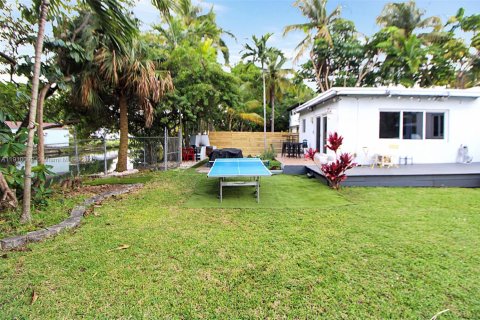 Casa en venta en El Portal, Florida, 3 dormitorios, 136.19 m2 № 1967028 - foto 26