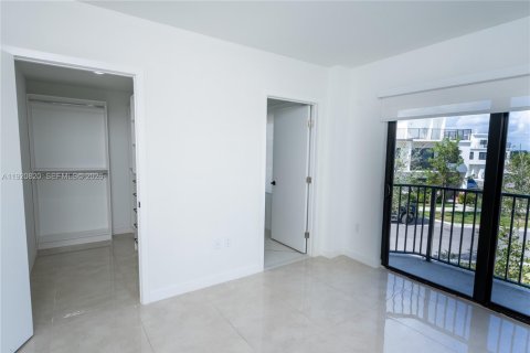 Touwnhouse à vendre à Homestead, Floride: 4 chambres, 129.88 m2 № 1998437 - photo 18