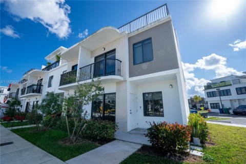Таунхаус в Хомстед, Флорида 4 спальни, 129.88м2 № 1998437