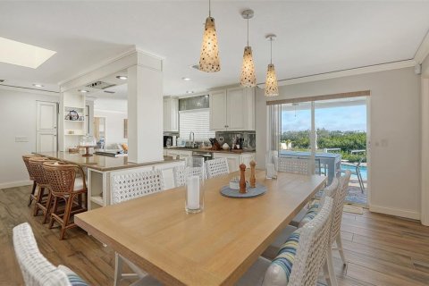 Купить виллу или дом в Нокомис, Флорида 11 комнат, 160.63м2, № 1530100 - фото 17