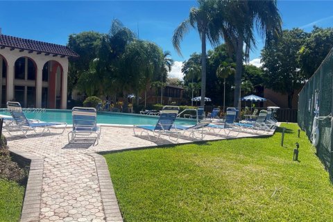 Снять в аренду кондоминиум в Майами, Флорида 2 спальни, 78.04м2, № 2003844 - фото 13