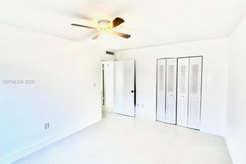 Снять в аренду кондоминиум в Майами, Флорида 2 спальни, 78.04м2, № 2003844 - фото 7