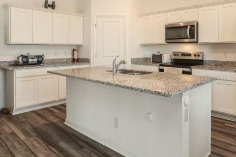 Casa en alquiler en Seffner, Florida, 3 dormitorios, 155.98 m2 № 1848494 - foto 6