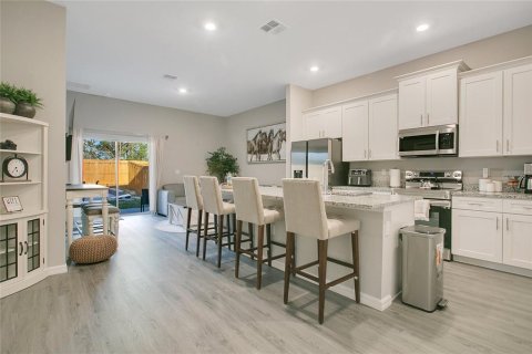 Apartment in Ocala, Florida 3 bedrooms, 112.88 sq.m. № 2212255 - photo 11