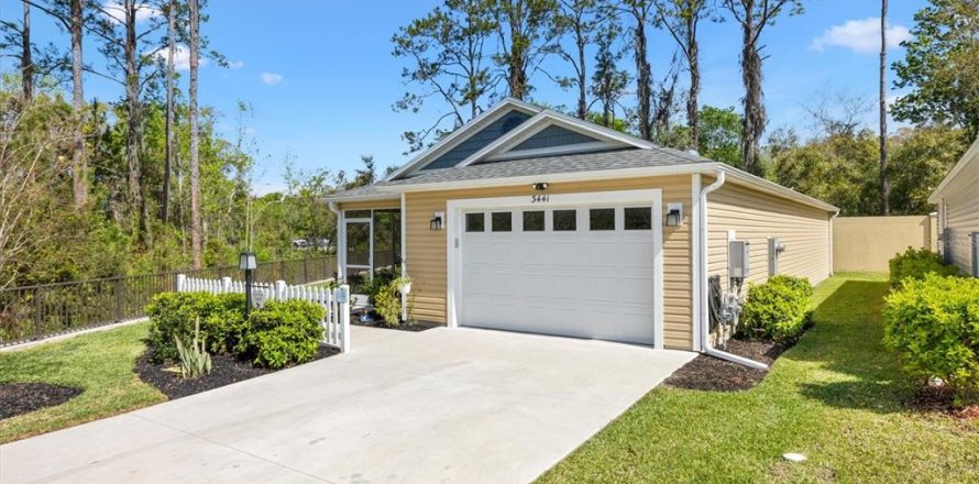 Villa ou maison à The Villages, Floride 2 chambres, 106.65 m2 № 1577411