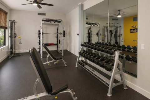 Condominio en venta en Hallandale Beach, Florida, 1 dormitorio, 81.29 m2 № 2078048 - foto 30
