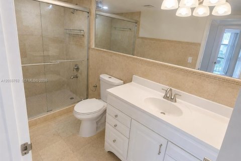 Condominio en venta en Hallandale Beach, Florida, 1 dormitorio, 81.29 m2 № 2078048 - foto 14