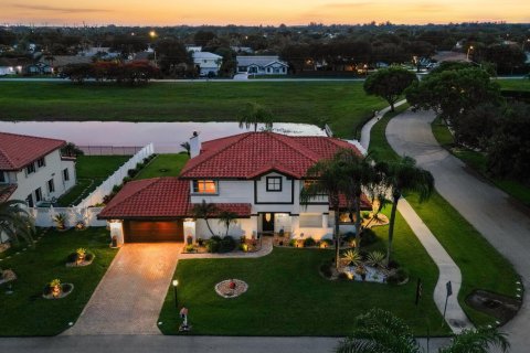 Villa ou maison à vendre à Davie, Floride: 4 chambres, 234.49 m2 № 2185073 - photo 4