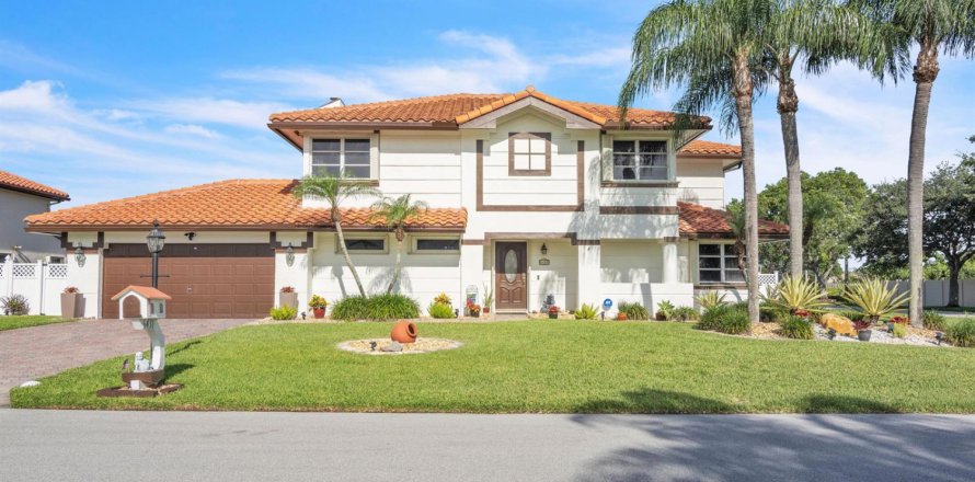 Villa ou maison à Davie, Floride 4 chambres, 234.49 m2 № 2185073