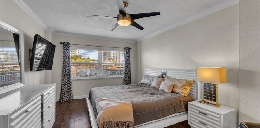 Condominio en Fort Lauderdale, Florida, 2 dormitorios № 1162024
