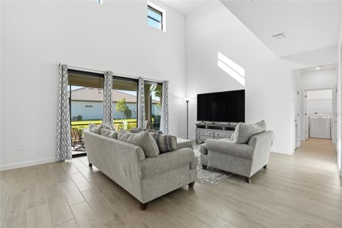 Casa en venta en Estero, Florida, 5 dormitorios, 311.87 m2 № 2384105 - foto 15