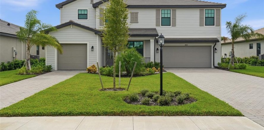 Casa en Estero, Florida 5 dormitorios, 311.87 m2 № 2384105
