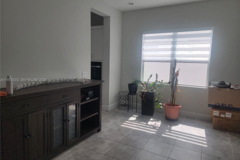 House in Westlake, Florida 3 bedrooms, 177.72 sq.m. № 2042097 - photo 7