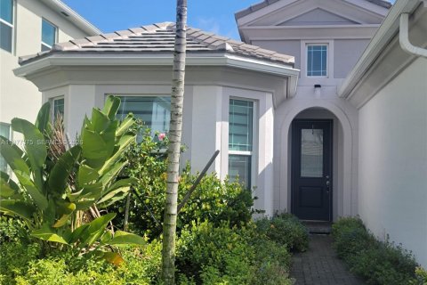 House in Westlake, Florida 3 bedrooms, 177.72 sq.m. № 2042097 - photo 2