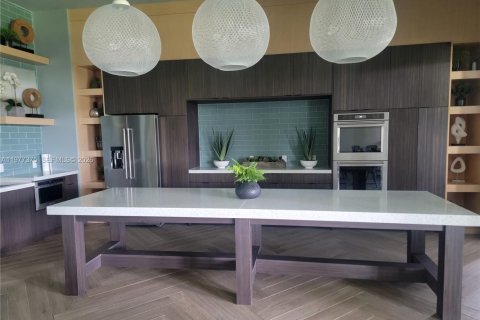 House in Westlake, Florida 3 bedrooms, 177.72 sq.m. № 2042097 - photo 27